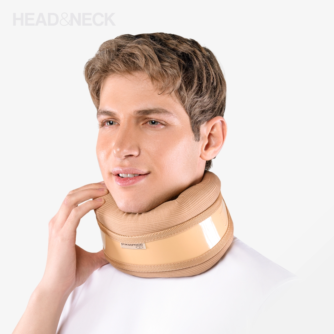گردن بند طبی نیمه سخت پاک سمن مدل Semi Rigid Cervical Collar کد ۱۶۵